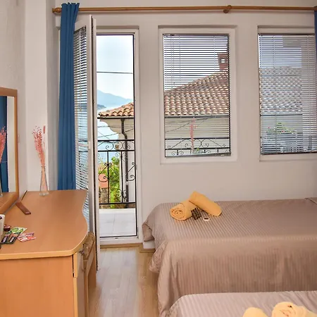 Marto Old Town Aparthotel *